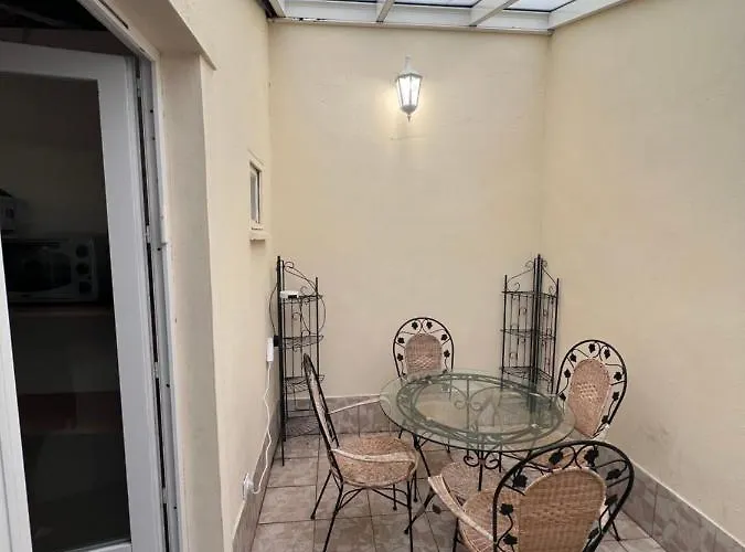 Charmante Maison Centre Сasa de vacaciones